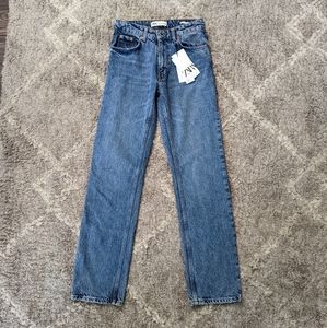 Midwaist Straight Leg Zara Jeans